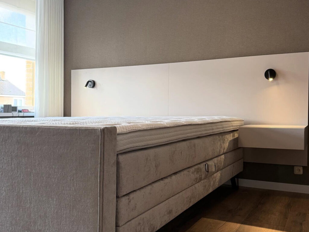 boxspring-met-hoofdbord-project-slaapkamer-inrichting-panningen